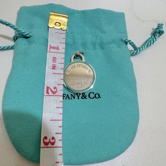 Tiffany & Co. circle tag charm - Picture 3 of 3